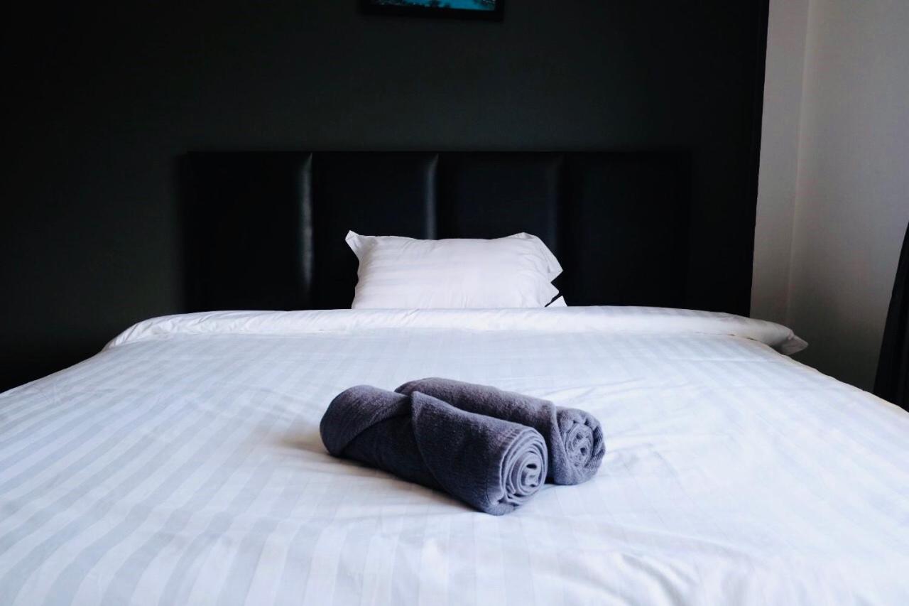 Jeerawan House Apartment